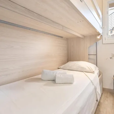 Vakantiehuis Stella Marina House - A Short Walk From The Sea