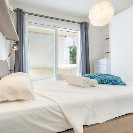Stella Marina House - A Short Walk From The Sea Isola Rossa