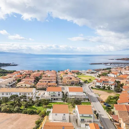 Nyaraló Stella Marina House - A Short Walk From The Sea