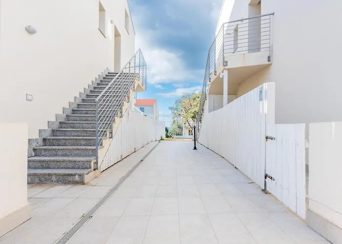 Stella Marina House - A Short Walk From The Sea Isola Rossa